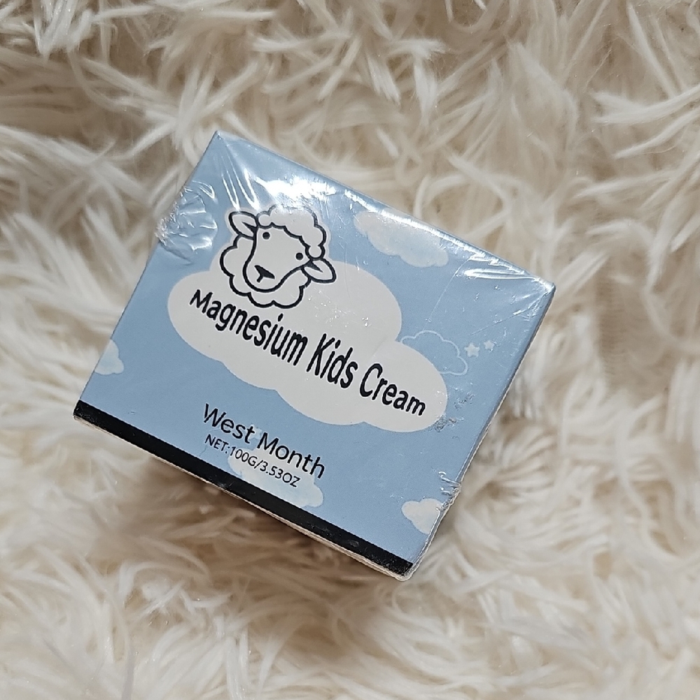 West Month Magnesium Kids Cream NIP NET: 100G/3.53OZ Moisturizer